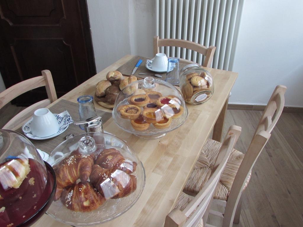 La Casa Dei Gatti Bed & Breakfast Limone Piemonte Exterior photo